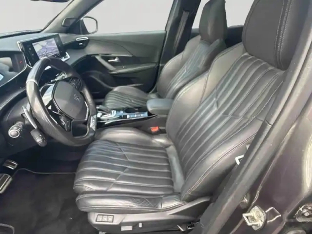 Peugeot 2008 1.2 puretech 130ch s&amp;s gt eat8 — photo 11