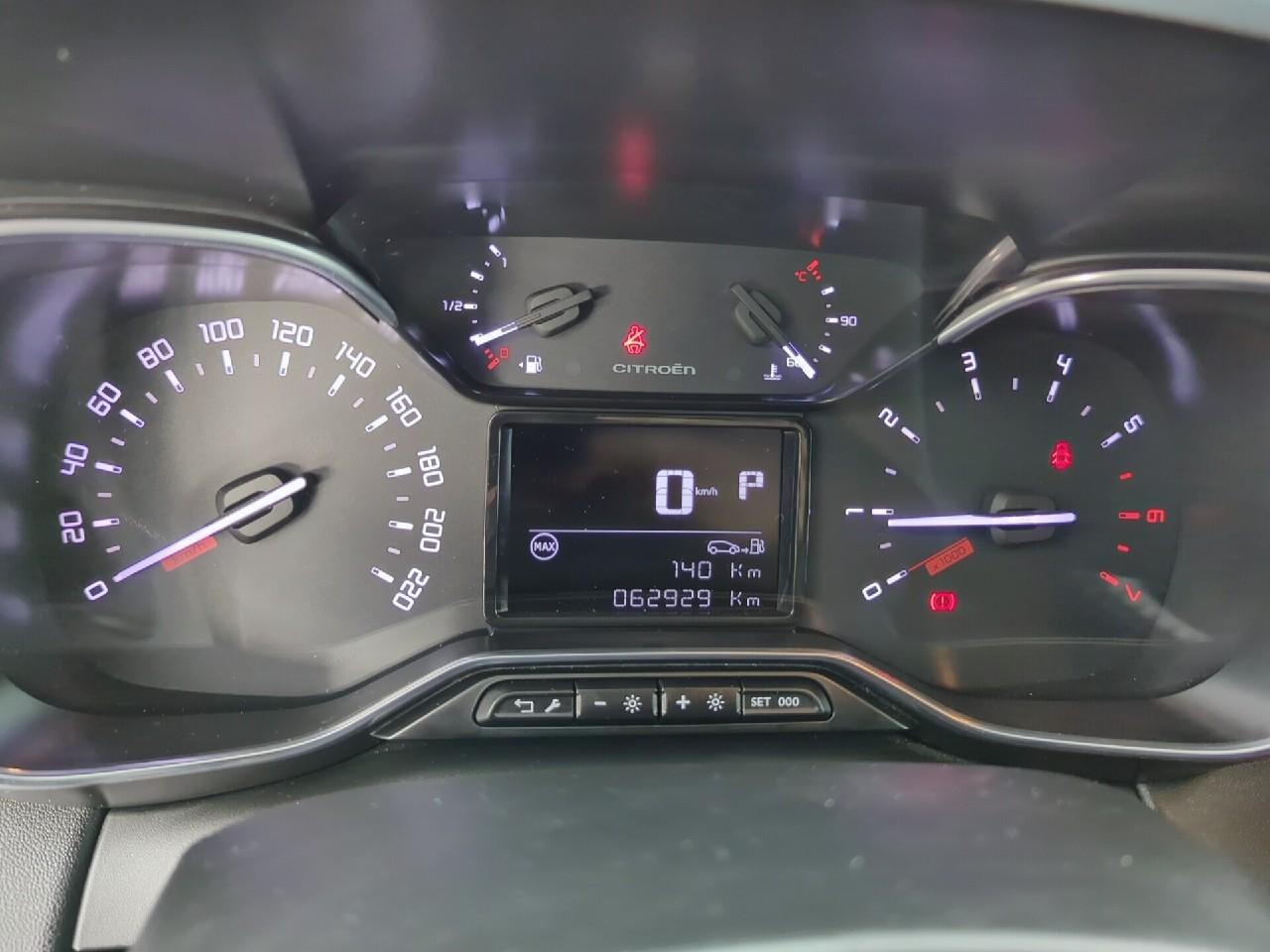 Citroën C3 Aircross puretech 130 s&s eat6 plus — photo 27