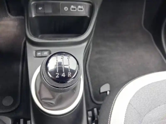 Renault Twingo iii sce 65 — photo 13