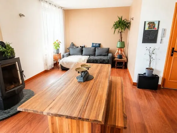 Duplex T3 lumineux avec espace bureau - Dernier étage - Faibles charges - Centre-ville