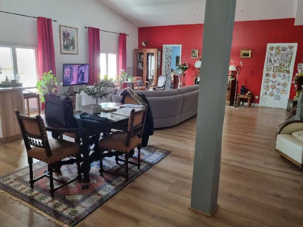 Appartement 2 pièces 100 m²