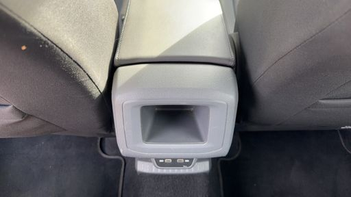 Volkswagen T-Cross 1.0 TSI 115 DSG7 - United – 2020 – 69652 km – Essence – Boîte Automatique — photo 12