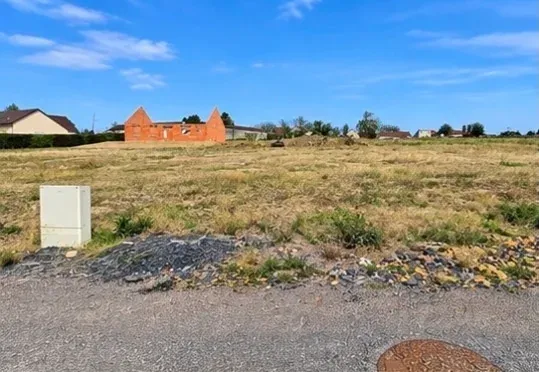 Terrain 801 m²