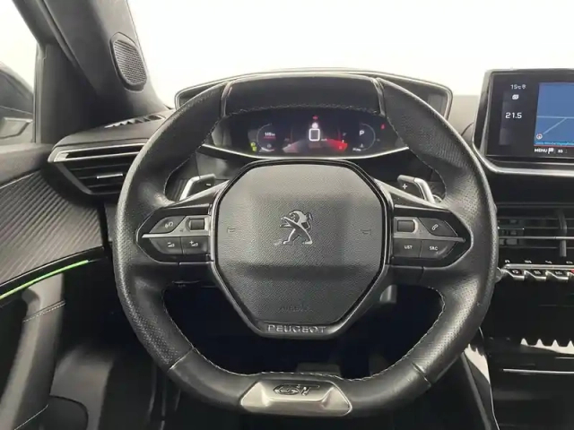 Peugeot 2008 puretech 130 s&amp;s eat8 — photo 89