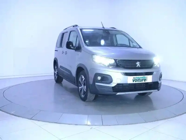 Peugeot Rifter standard bluehdi 130 s&amp;s eat8 — photo 27