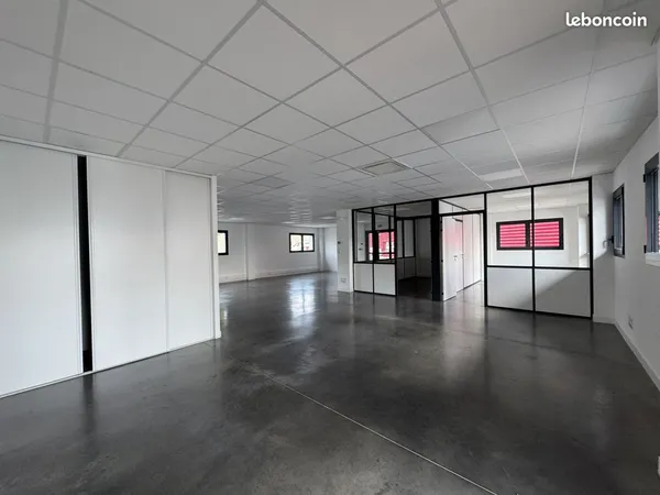 Bureaux 130 m² Niort