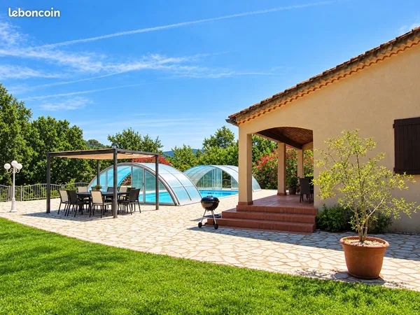 Xclusivite belle maison de plain pied au calme avec piscine