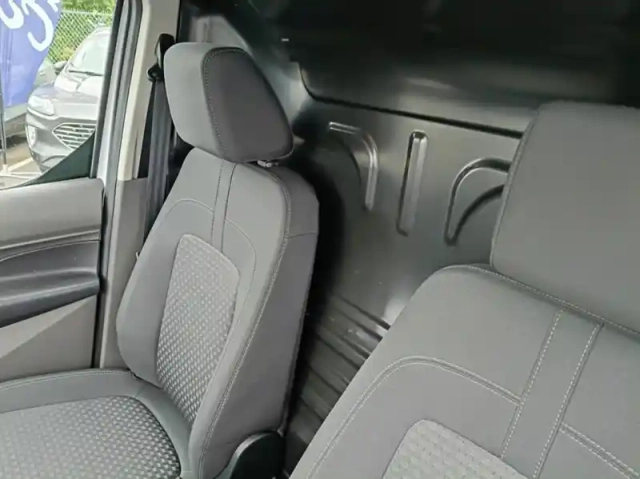 Ford Transit Connect fourgonnette l1 1.0e 100ch trend — photo 9