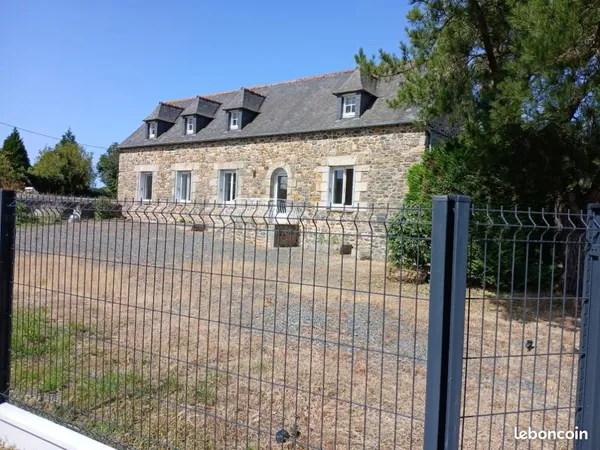 Location a l'année sur saint gilles les bois