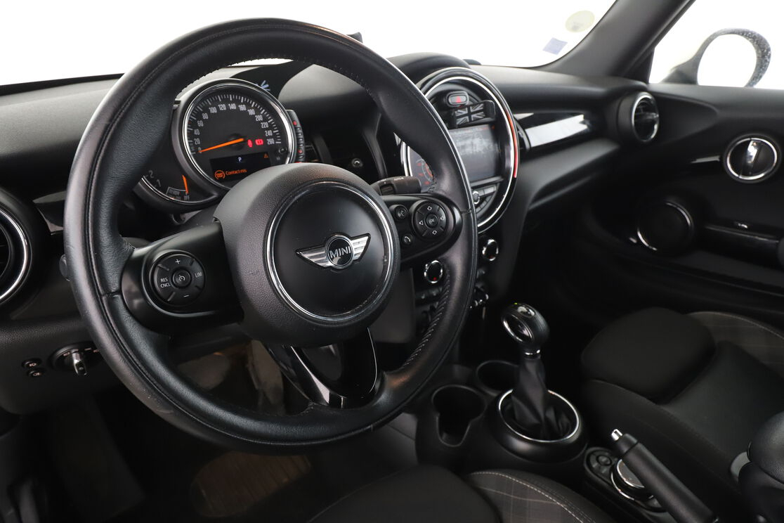 MINI Cabrio Cooper D BVA6 — photo 10