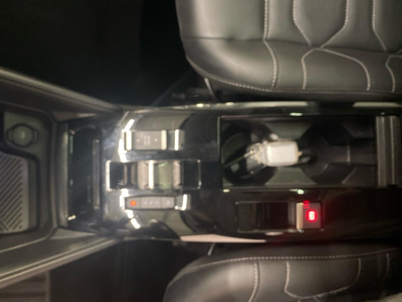Citroën C4 puretech 130 s&s eat8 shine pack — photo 25