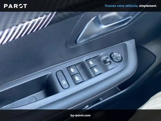 Peugeot 208 nouvelle hybrid 110 ch e-dcs6 allure — photo 6
