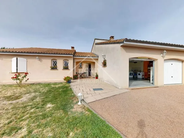 EXCLUSIVITE VILLA PISCINE GARAGE TERRAIN