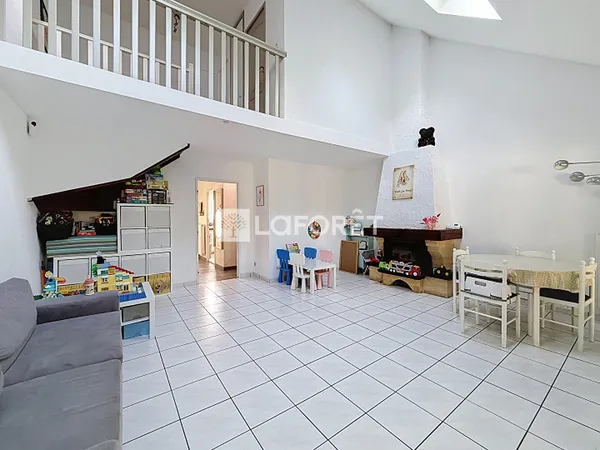 Maison 5 pièces 97 m²