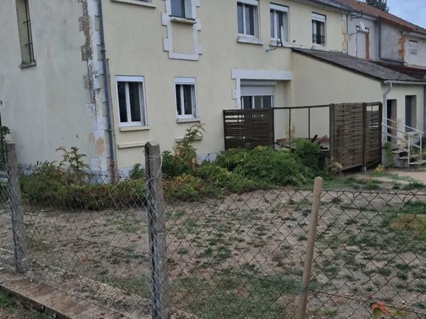 maison f4 scteur proche lycée..3chambres garage ter