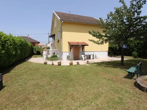 Maison 6 pièces 153 m²