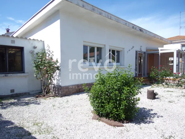 PAULHAN / AXE A75 / VILLA T4 DE PP SUR 394 m² DE TERRAIN