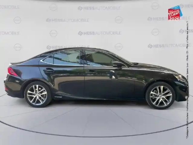 Lexus Is 300h euro6d-t — photo 4