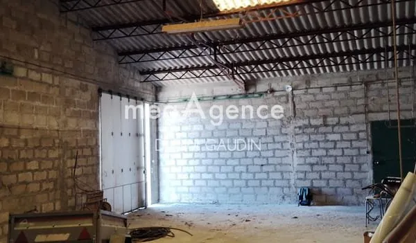 A Vendre Garage Châteaubernard