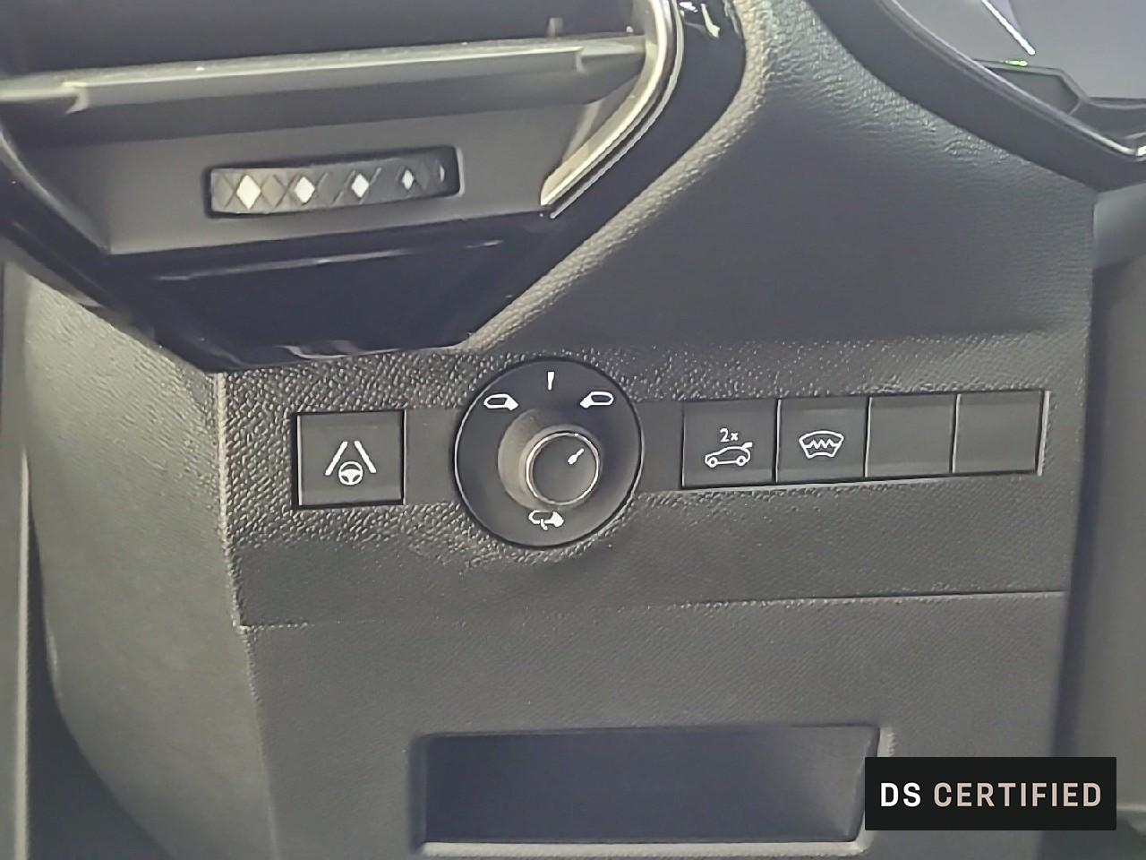 Ds Ds 7 crossback bluehdi 130 eat8 etoile — photo 26