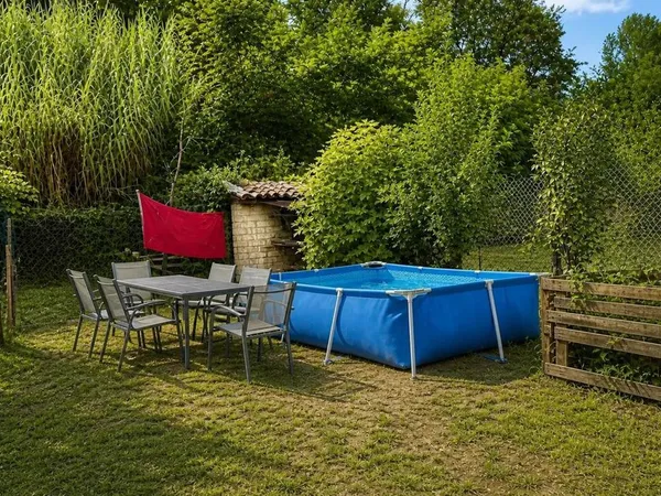 Ensemble immobilier de 14 pièces de 250 m² à Blaye-les-Mines