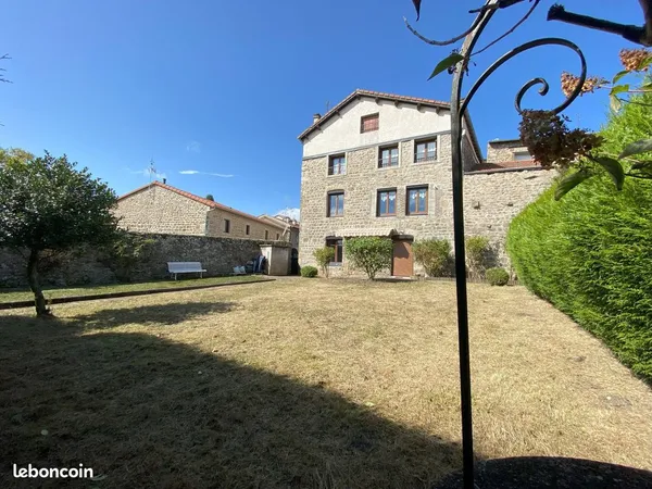Maison de ville 9 pièces 224 m²