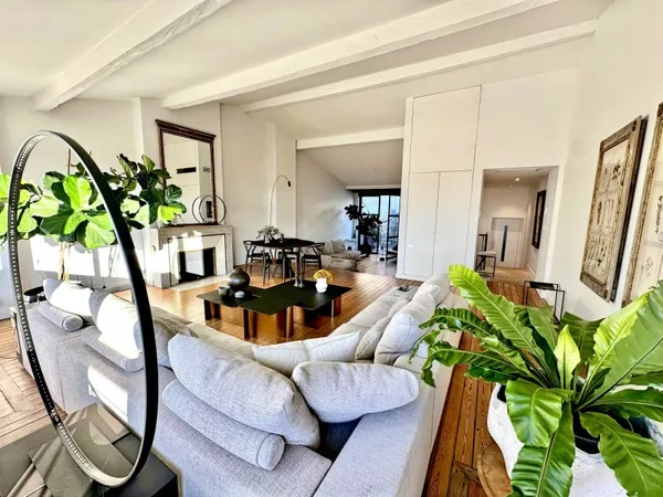 BORDEAUX - JARDIN PUBLIC - APPARTEMENT - ASCENSEUR - TERRASSE- GARAGE