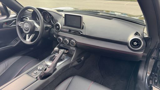 Mazda MX5 2.0 Skyactiv-G 160 - Sport Line – 2017 – 36725 km – Essence – Boîte Manuelle — photo 28