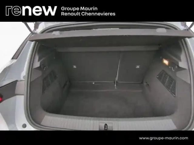 Renault Megane e-tech electric ev60 220ch iconic super charge -b — photo 9