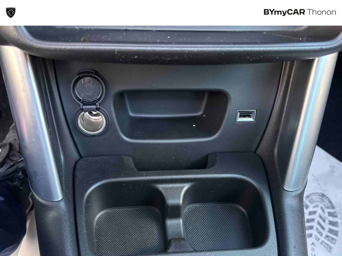 Citroen C3 Aircross PureTech 110 S&amp;S BVM6 — photo 28