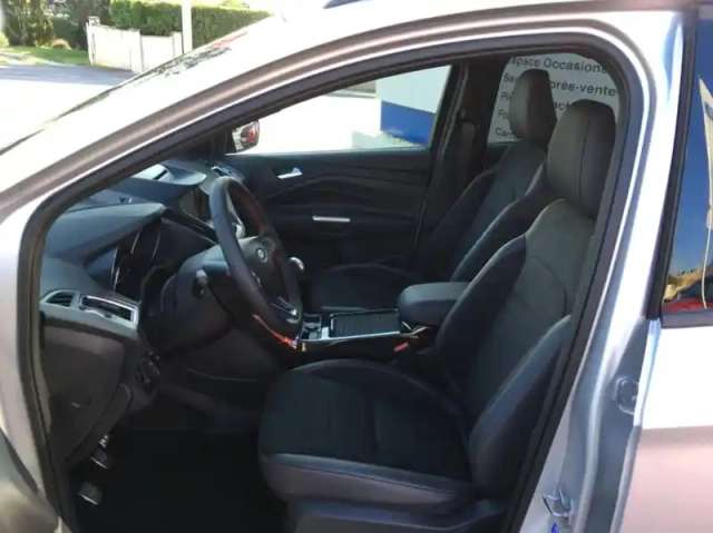 Ford Kuga 2.0 tdci 150ch stop&amp;start st-line black &amp; silver 4x2 euro6.2 — photo 10