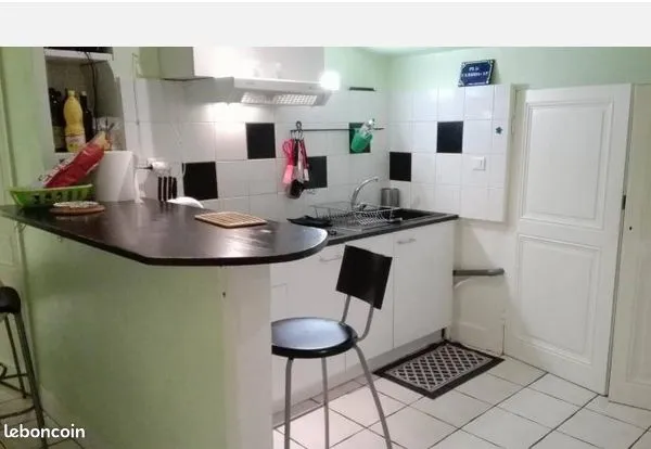 Lyon 8e - Mermoz | T4 de 68 m² avec balcon sans vis-à-vis, cave et stationnement