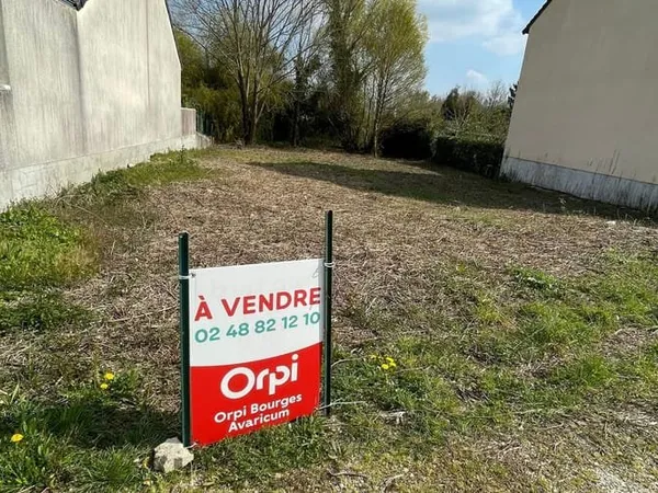 Terrain 780 m²