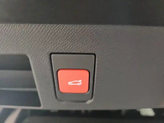 Citroën C5 Aircross hybride 145 ch e-dcs6 — photo 32
