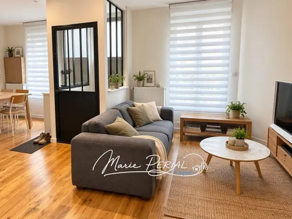 Maison de maître rénovée avec cour intérieure, 3 chambres et un bureau - 100,5 m² - Nancy, proche du