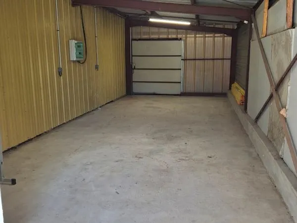 Commerce Location Mellac 1p 45m² 360€