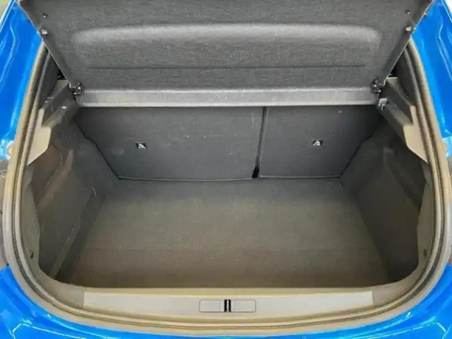 Peugeot 208 1.2 puretech 100ch s&amp;s allure eat8 — photo 5