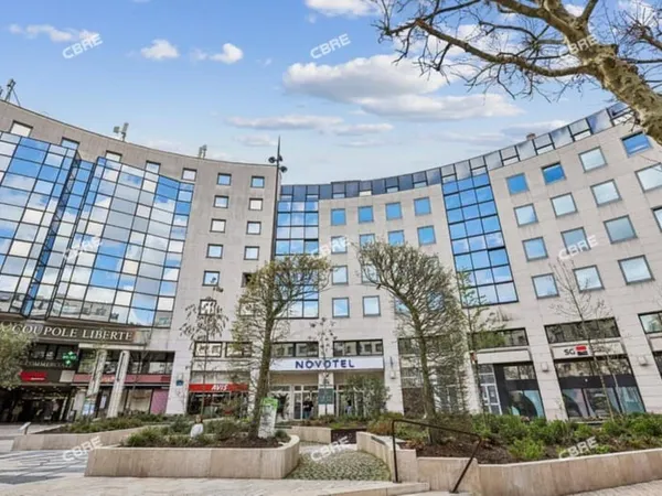 Bureau 535 m²