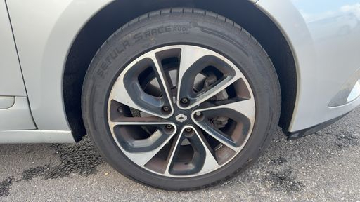 Renault Grand Scenic 1.6 dCi 130 - Bose Edition – 2015 – 131155 km – Diesel – Boîte Manuelle — photo 35
