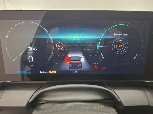 Renault Megane e-tech ev60 130ch super charge — photo 39