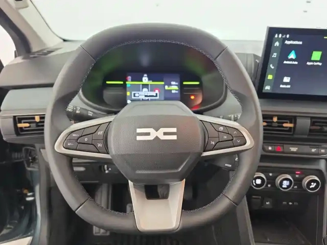 Dacia Sandero eco-g 120 — photo 6