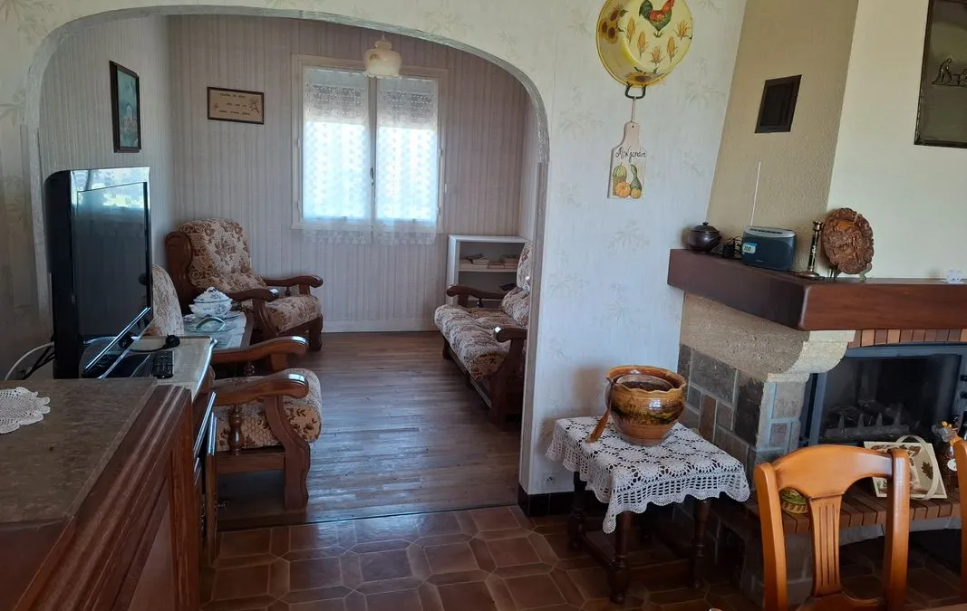Photo 3