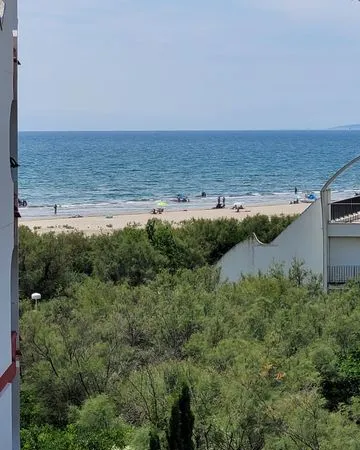 Studio calme-vue mer laterale