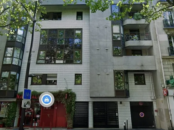 Location place parking 75019