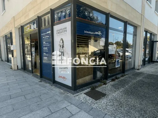 Local commercial 98 m²
