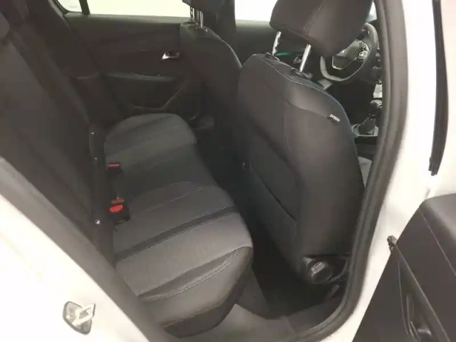 Peugeot 208 puretech 100 s&amp;s bvm6 — photo 36