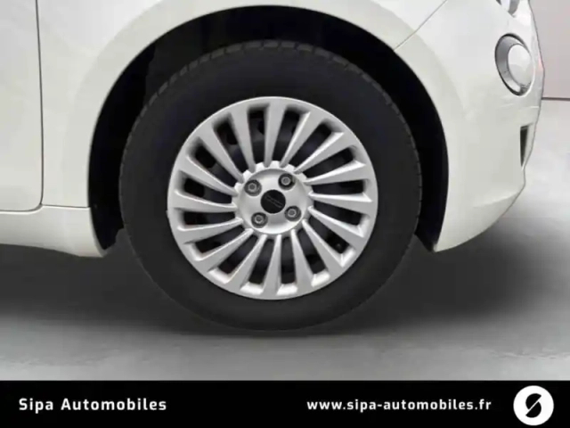 Fiat 500 e 95 ch — photo 16
