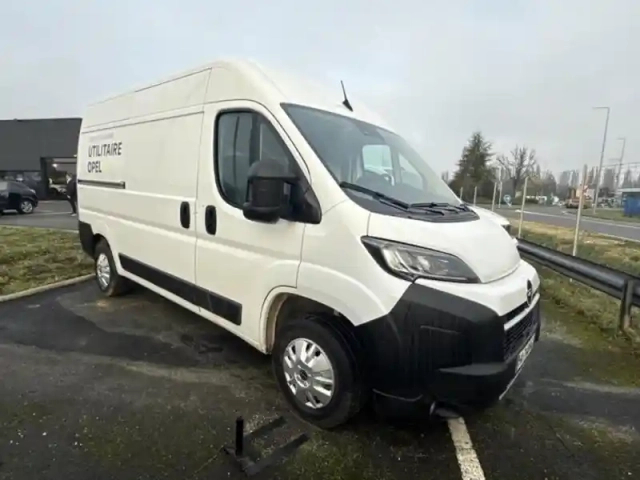 Opel Movano fg l2h2 3.3 140ch s&amp;s pack premium connect — photo 2