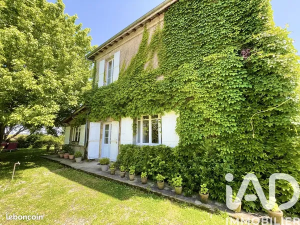 Maison 6 pièces 150 m²