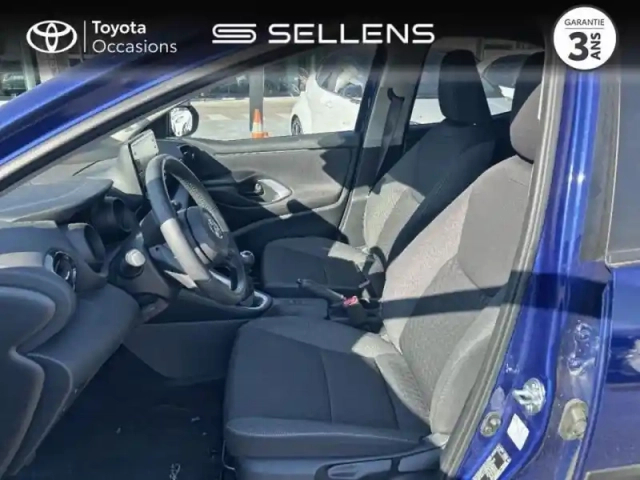 Toyota Yaris 120 vvt-i design 5p my22 — photo 11